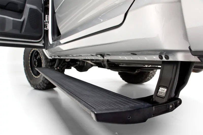 Amp Research 21-23 Ford Bronco (Excl. Raptor) / 19-22 Ford Ranger Powerstep Plug N Play - Black 1