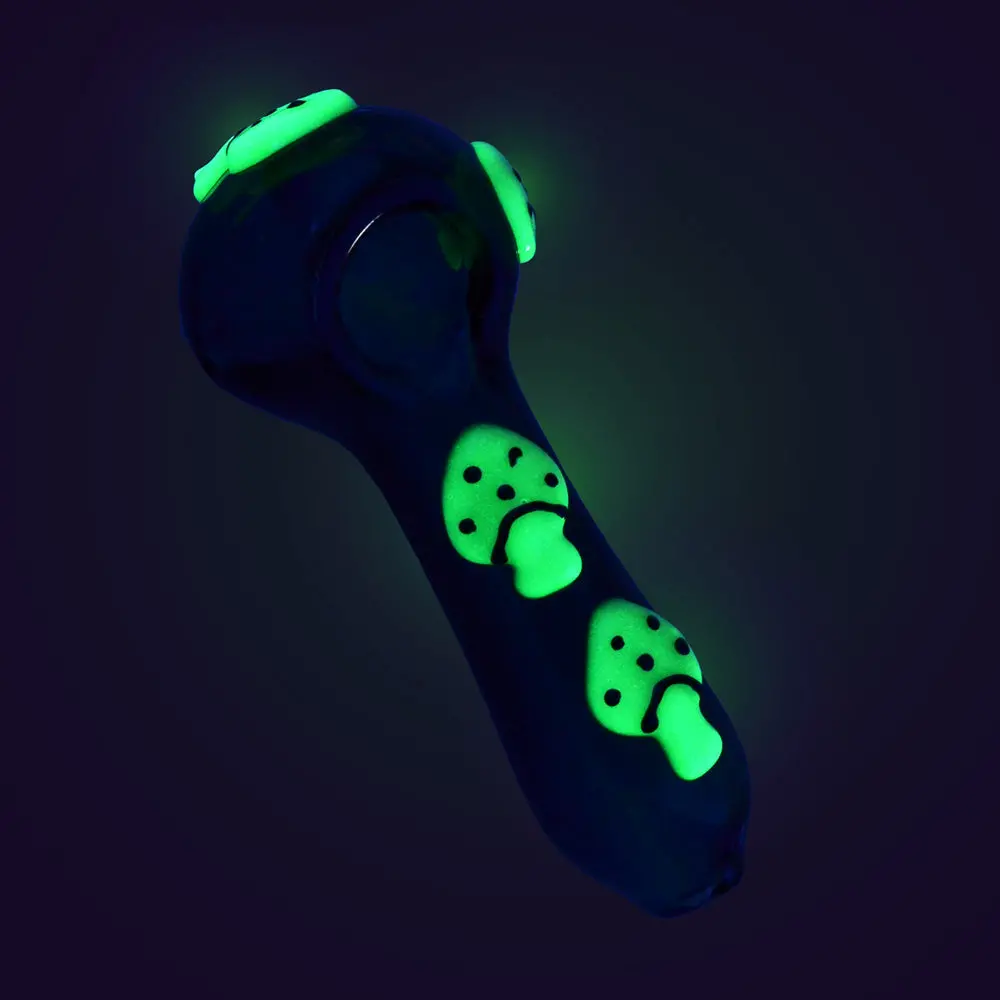 Glow In The Dark Mushroom Spoon Pipe - 4" / Colors Vary 2