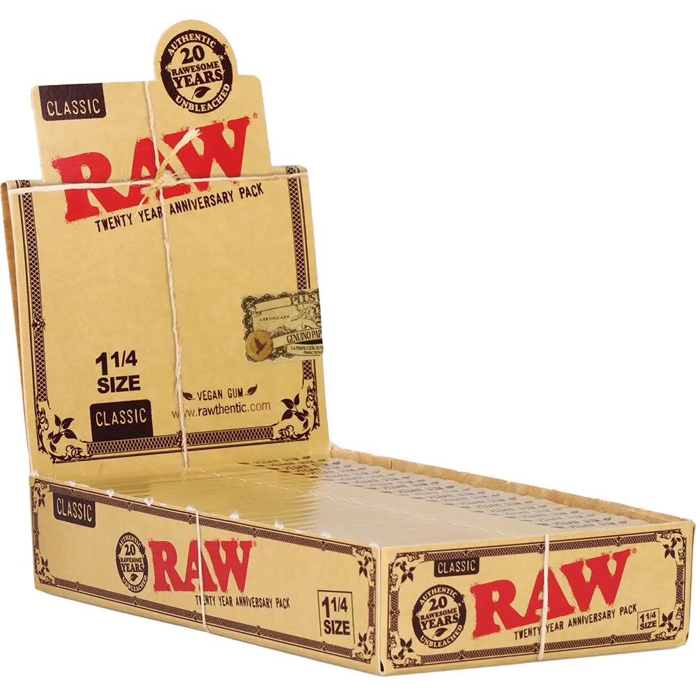 Raw Classic 20Th Anniversary Rolling Papers - Classic / 50Pc / 1 1/4 24Ct 1