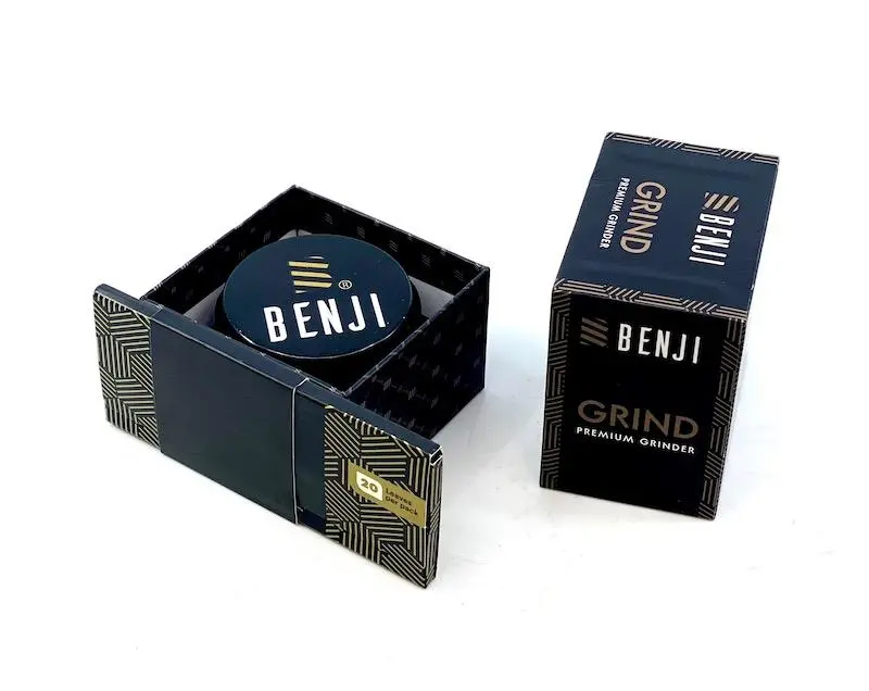 Benji Grind - Aluminum Grinder + Booklet 1