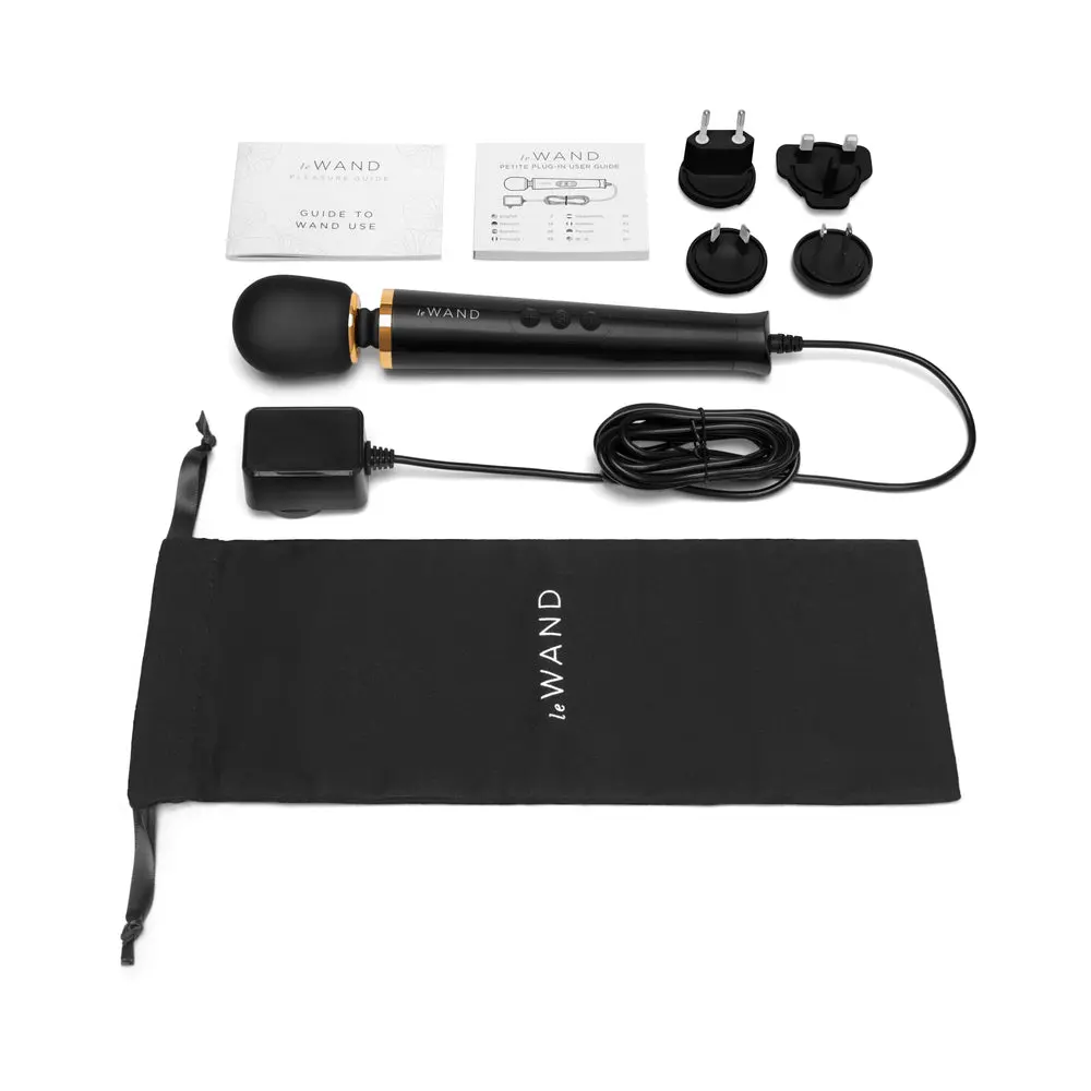 Le Wand Powerful Petite Plug-In Black 1